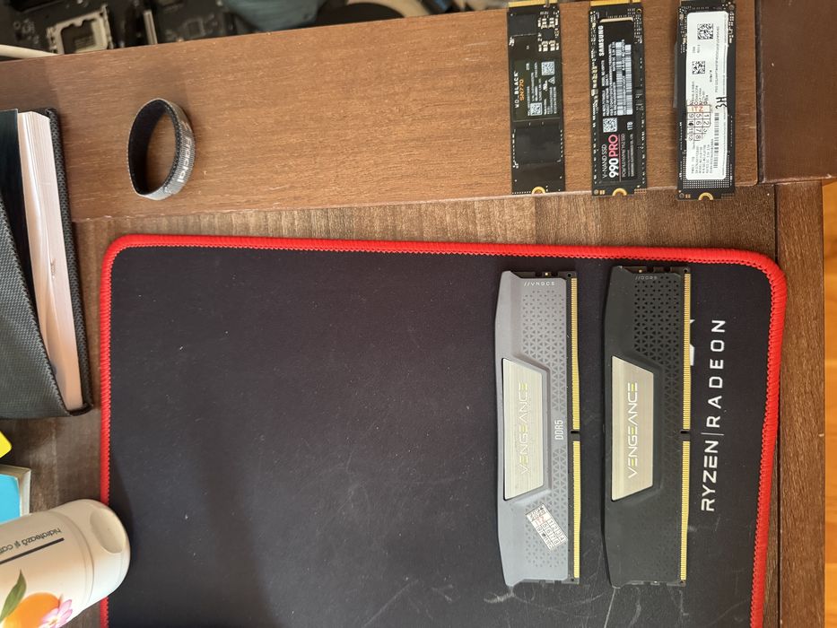 vand rami 16 gb /32 gb ddr5 si ssd uri 1 tb si 2 tb