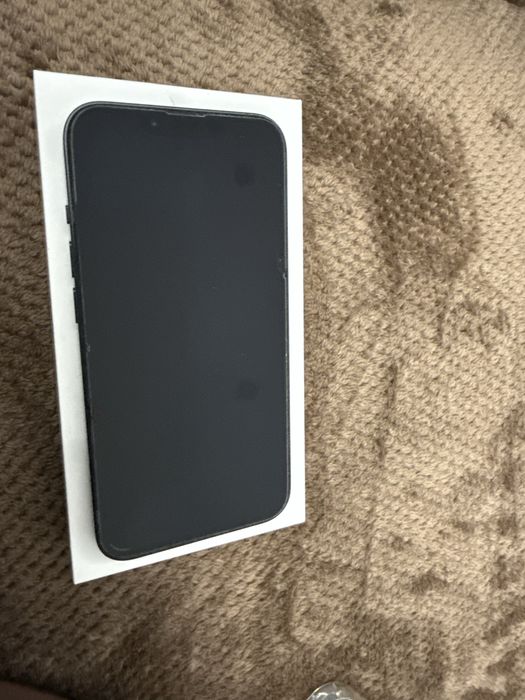 Iphone 13 с 1 година и 6 месеца гаранция