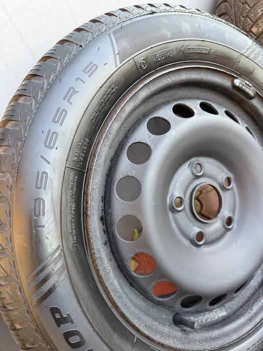 Jante și Cauciucuri Iarnă  195/65/15 DUNLOP aproape Noi