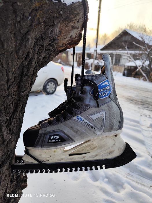 Коньки полупрофессиональные