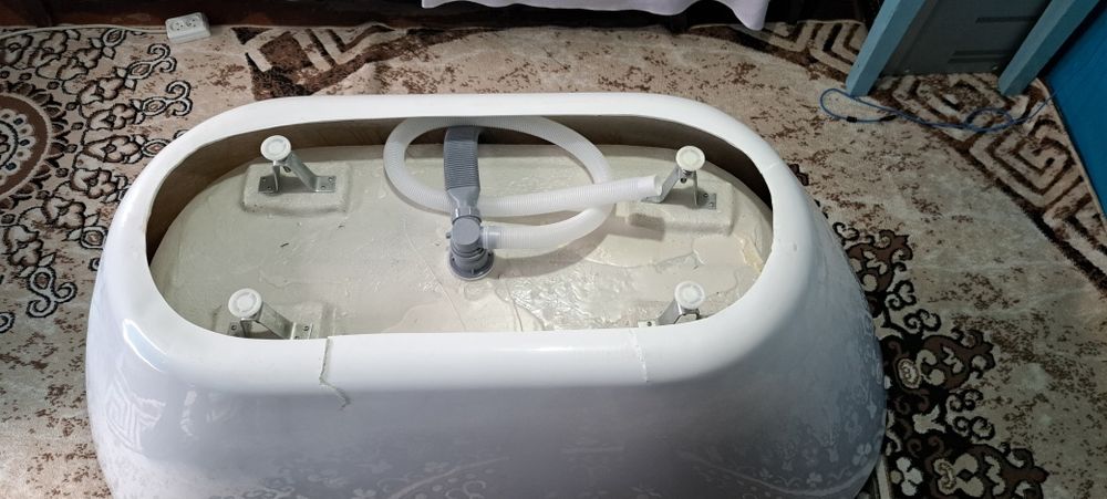 Новая акриловая ванна