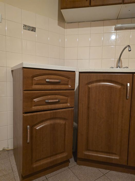 Продавам модулна кухня