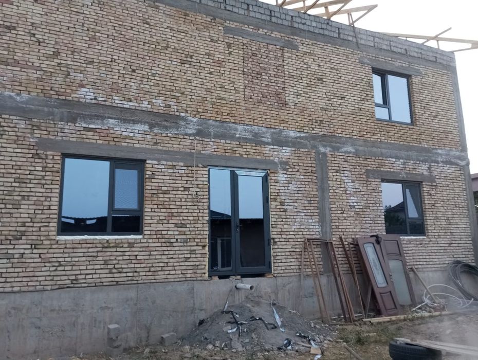 Установка окон и дверей