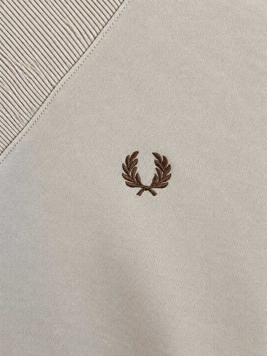Bluză Fred Perry Half Zip Track Top bărbați, Light Oyster, inserții rib, mărimea L