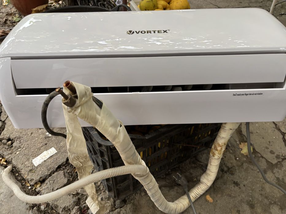 vand aer conditionat vortex