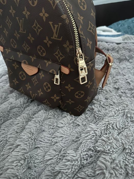 Vand ghiozdan Louis Vuiton