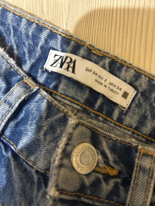 Дънки с перлички Zara
