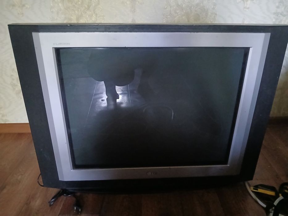 Продаётся телевизор LG