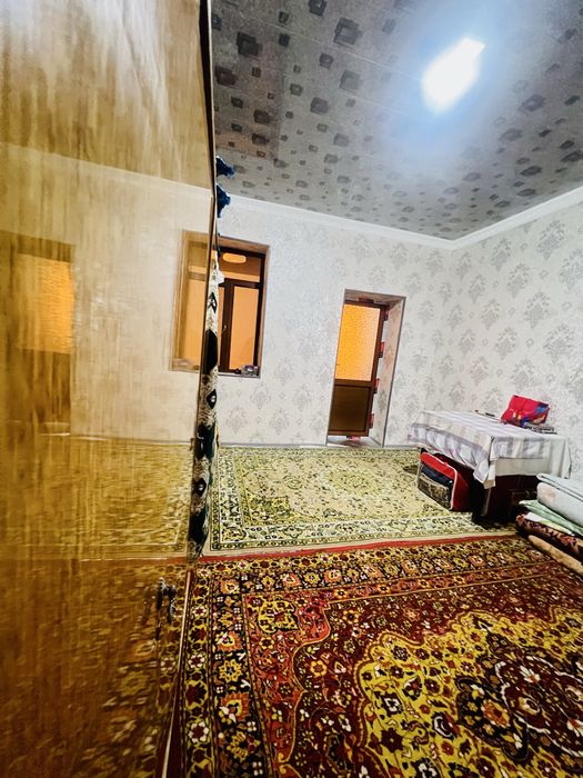 Hovli sotiladi yangi imorat