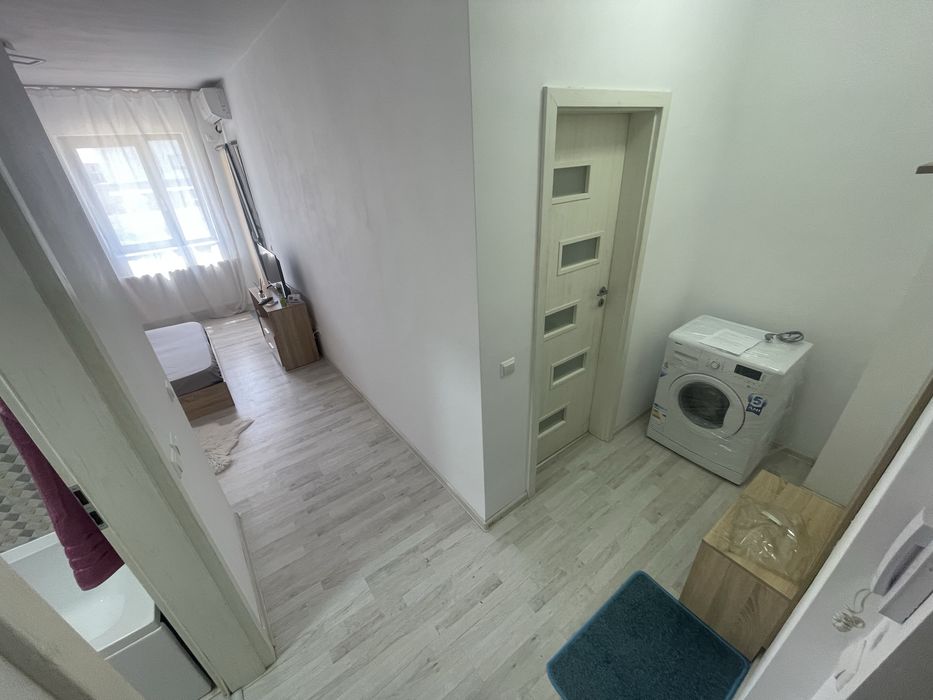 Inchiriez Garsoniera Militari Residence