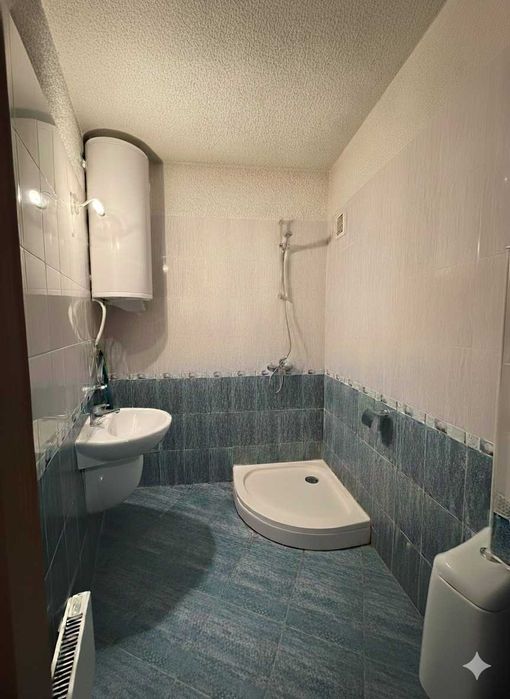 Малко пространство, големи мечти: гарсониера за продажба.