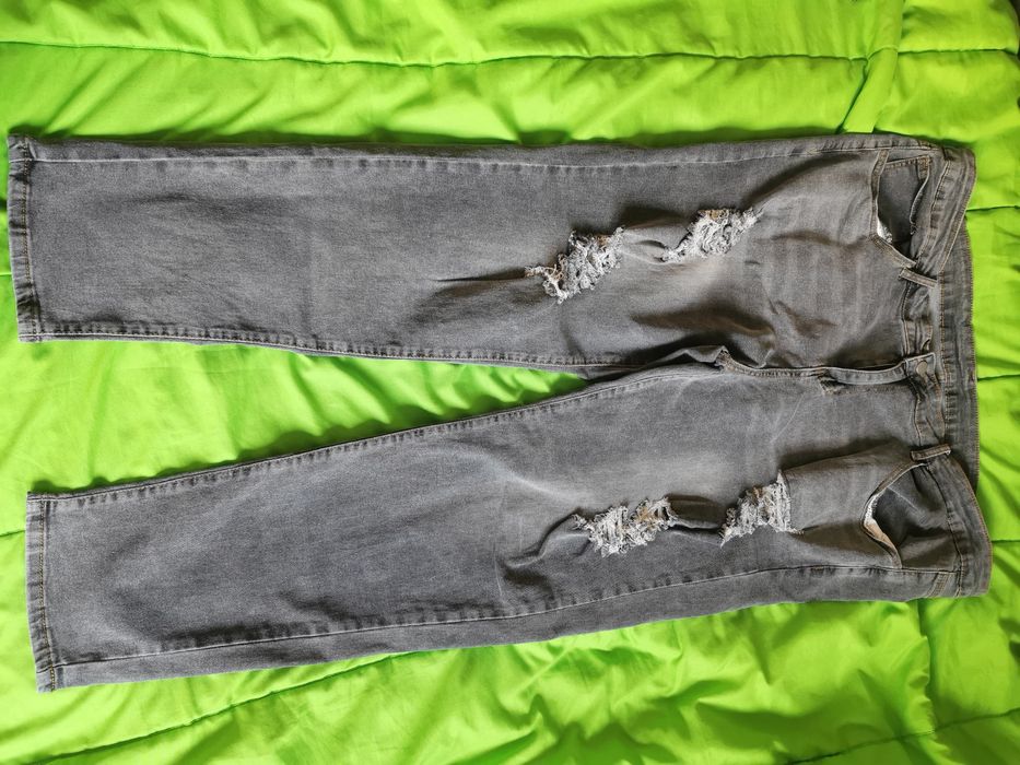 Мъжки нови дънки