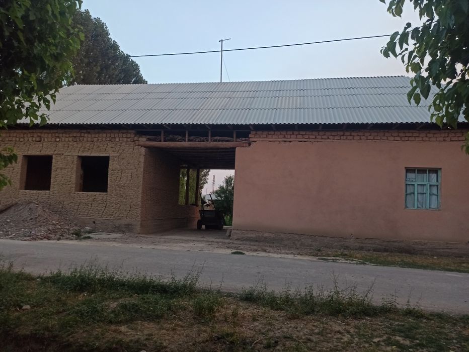 Уй сотилади 15 сотих