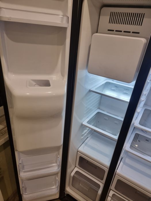 Холодильник samsung