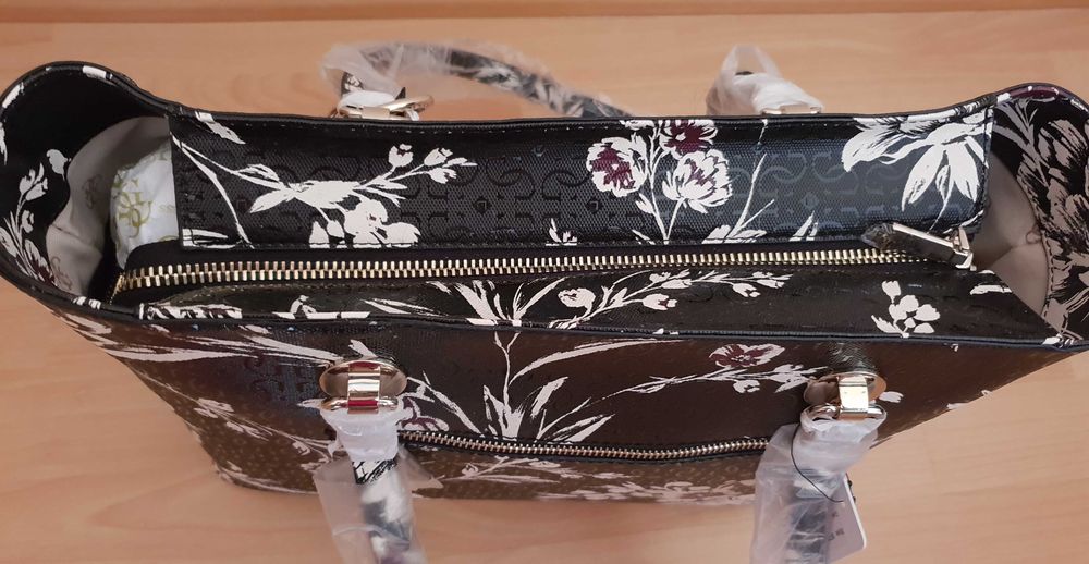 Geanta dama Guess originala model floral - noua cu eticheta!