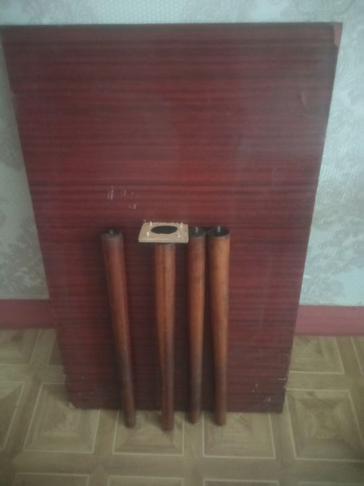 Журнальный столик
