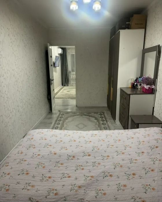 продам 3-х ком. центр 2-этаж