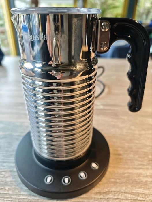 Nespresso aeroccino  мляко машина , уред за пяна