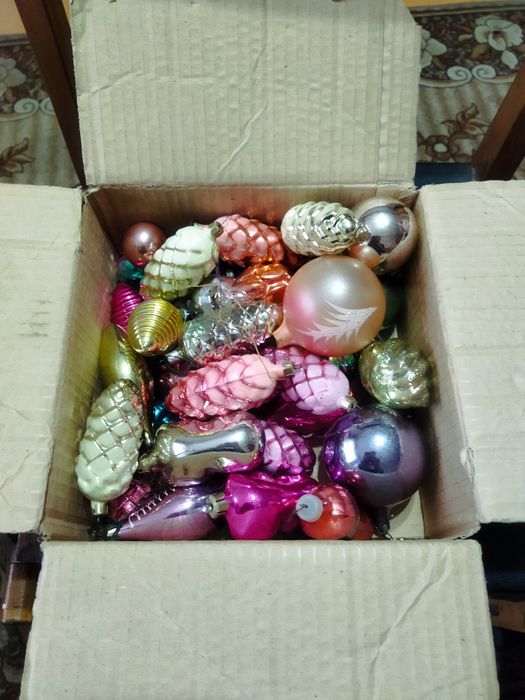 Продам ёлочные игрушки