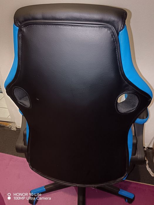 Vând scaun gamig gamers' choice pt copii