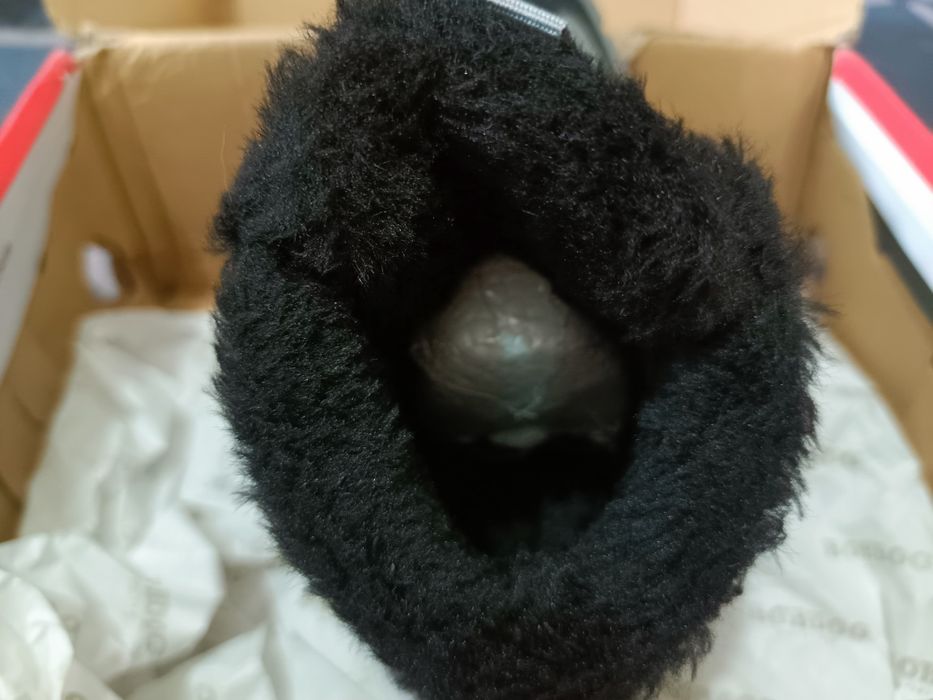 Продам ботиночки осень - весна