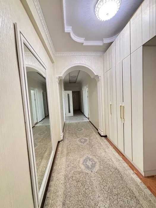 4-комн. 126 м² Юнусабад 9 круг, 8/9, кирпич`