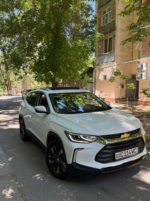 Tracker premier plus2025