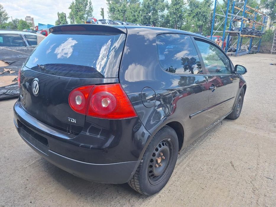 Dezmembrez Volkswagen Golf V 1K1 2003 1.9 Tdi Bkc 77Kw|105Hp