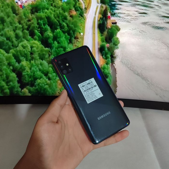 Samsung A51 sotiladi dastavka bor