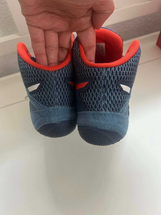 Борцовки в отлично състояние