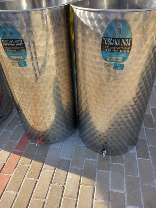 Butoaie inox pentru vin