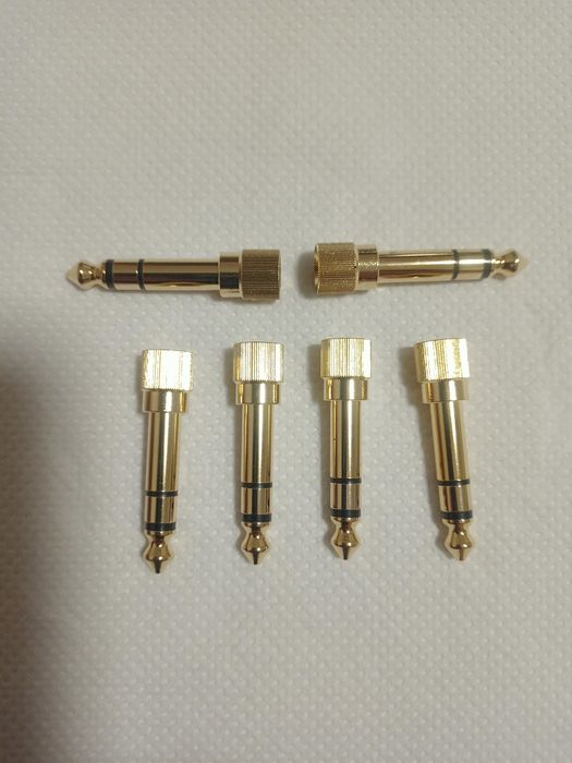 Позлатени жакове 6 броя.