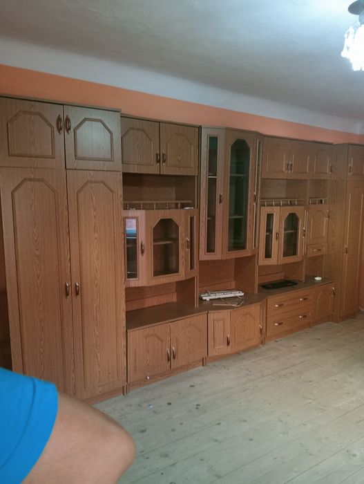 Vând mobilă lemn masiv