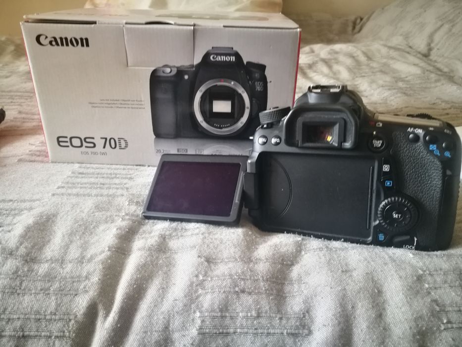 Aparat foto Canon 70D