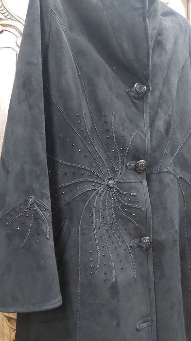 Дубленка натуральная, замшевая.