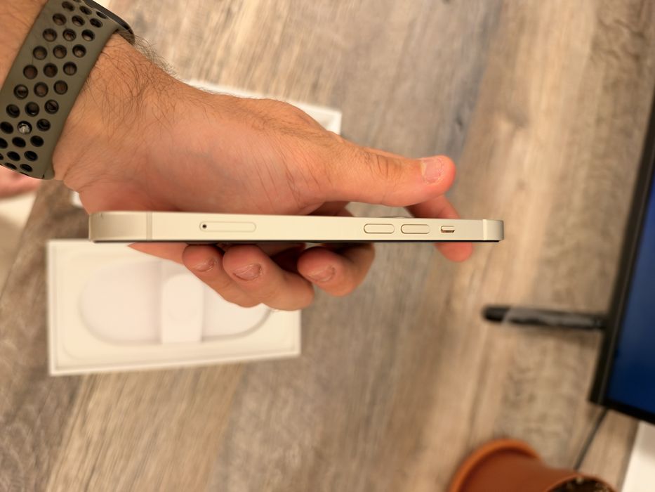 Vand iPhone 14 Starlight 128 GB