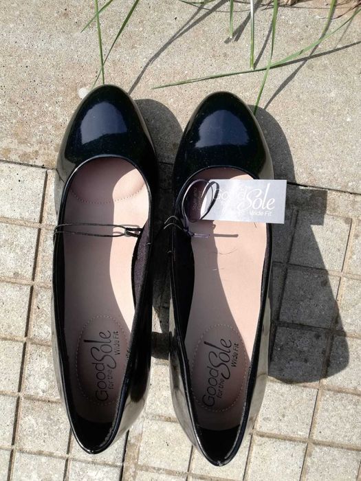 Продавам красиви дамски обувки