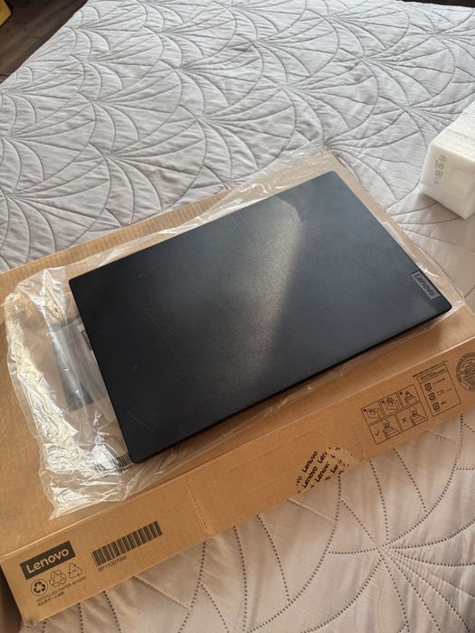 Ноутбук lenovo 256гб