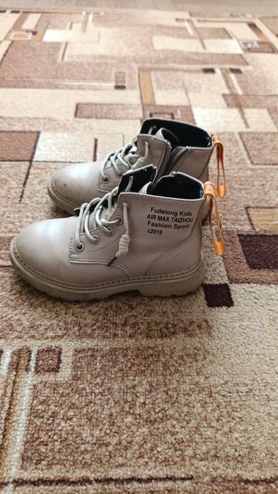 Продам ботиночки на мальчика