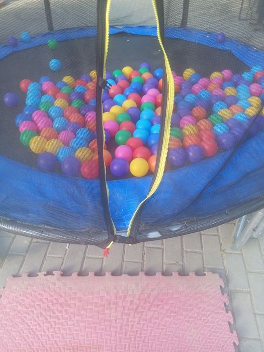 Ось манеж сотлодь срочна 140000тенге