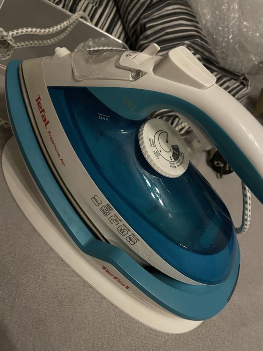 Fier de calcat tefal albastru