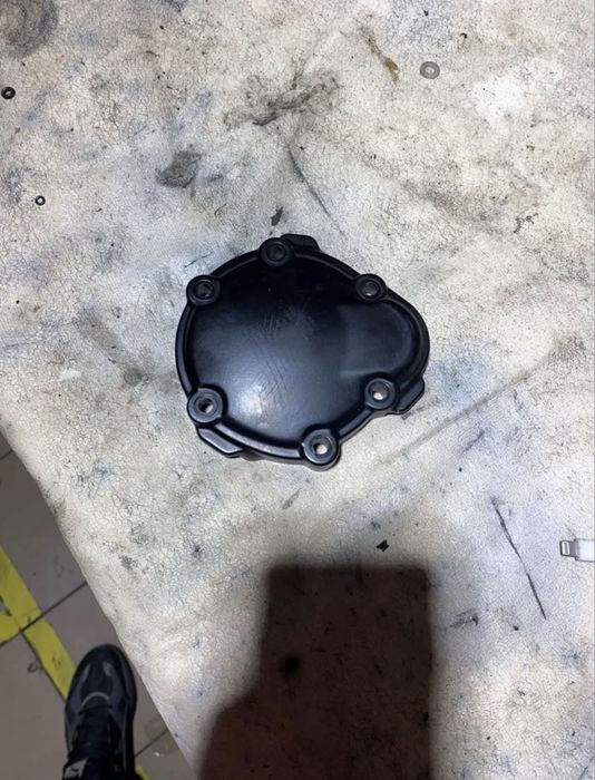 Vând capace motor Triumph Tiger 1050 2007