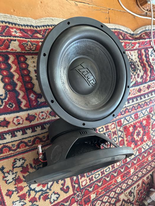 Продам два саббуфнра AMP 500 12D2