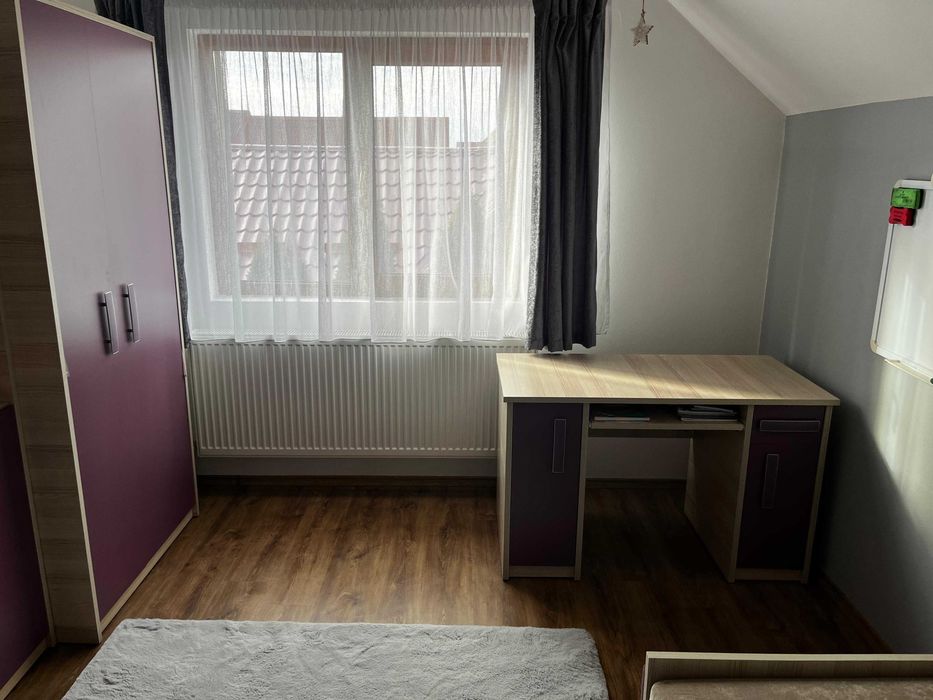 Mobilă tineret set complet IMPECABILĂ