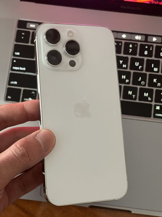 iPhone 14 Pro Max с каробкой[идеальное состояние]