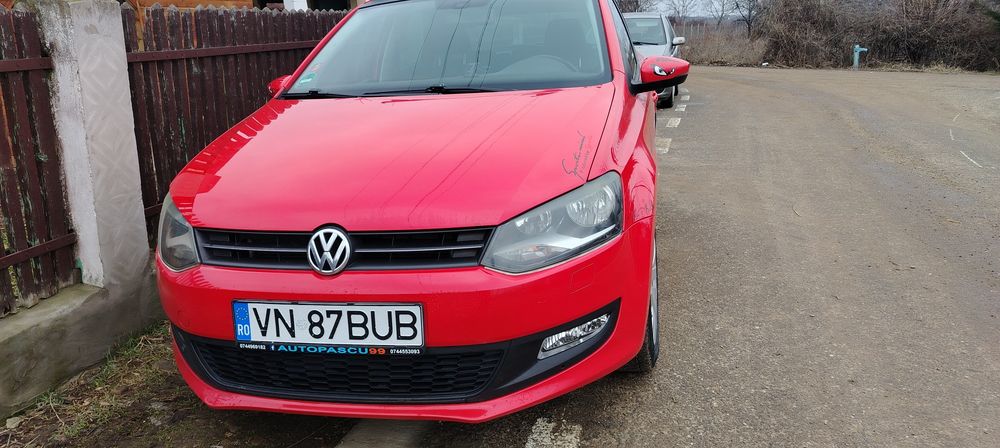VOLKSWAGEN Polo 2011 — imagine 3