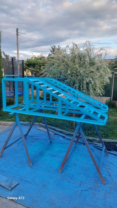 Рампи Естакади за автомобили чисто нови