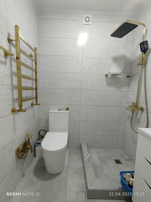 Продается евро дом 1 соток 3 уровня Олмос махалля.