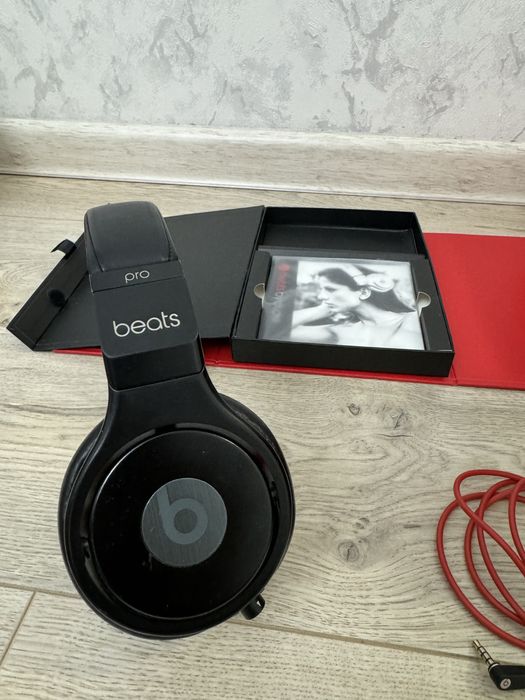 Наушники Monster Beats by. Dr Dre