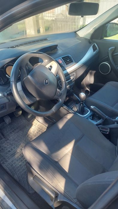 Vând renault megan 3 15dci